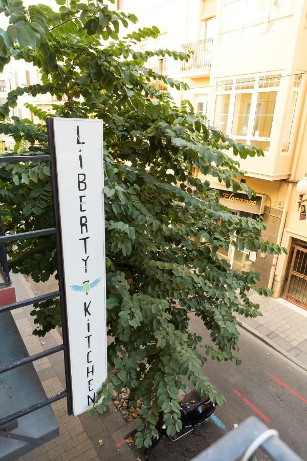 Liberty Apartment Alicante Exterior photo